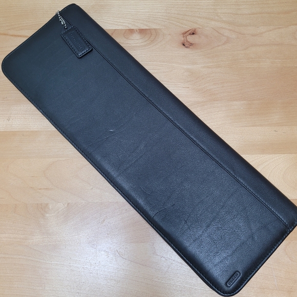 COACH | Tie Travel Case - Picture 2 of 4